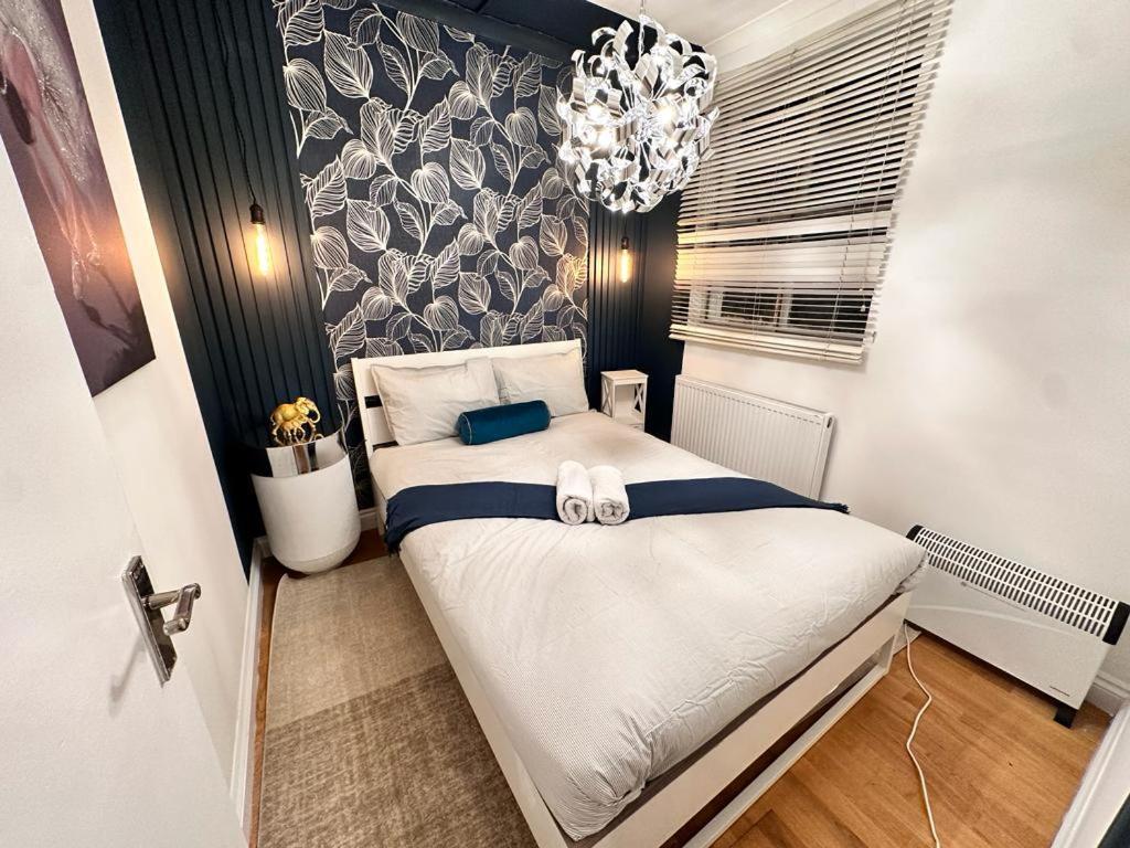 Paddington Station - 2-Bedrooms, 2-Baths And Living Room - Posh Apartment In Central Лондон Экстерьер фото